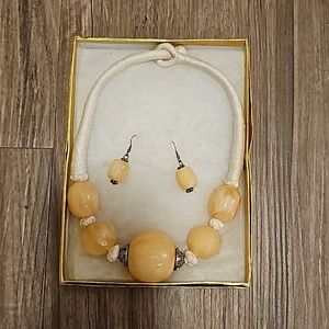 Jewelry set necklace and earrings